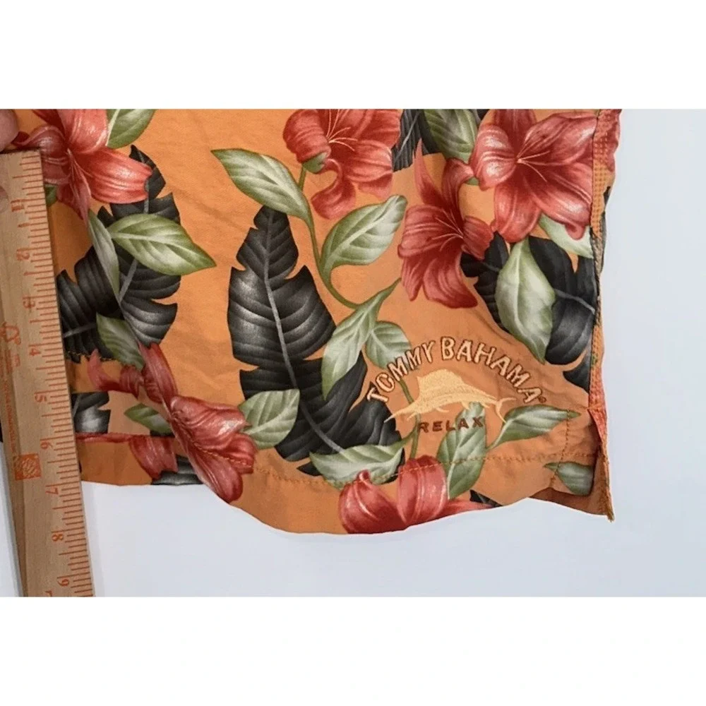 Tommy Bahama Relax Lined Swim Trunks Mens XXL 2XL‎ Floral Hawaiian Board Shorts